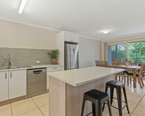 noosa-resort-3-bedroom-townhouse (5)